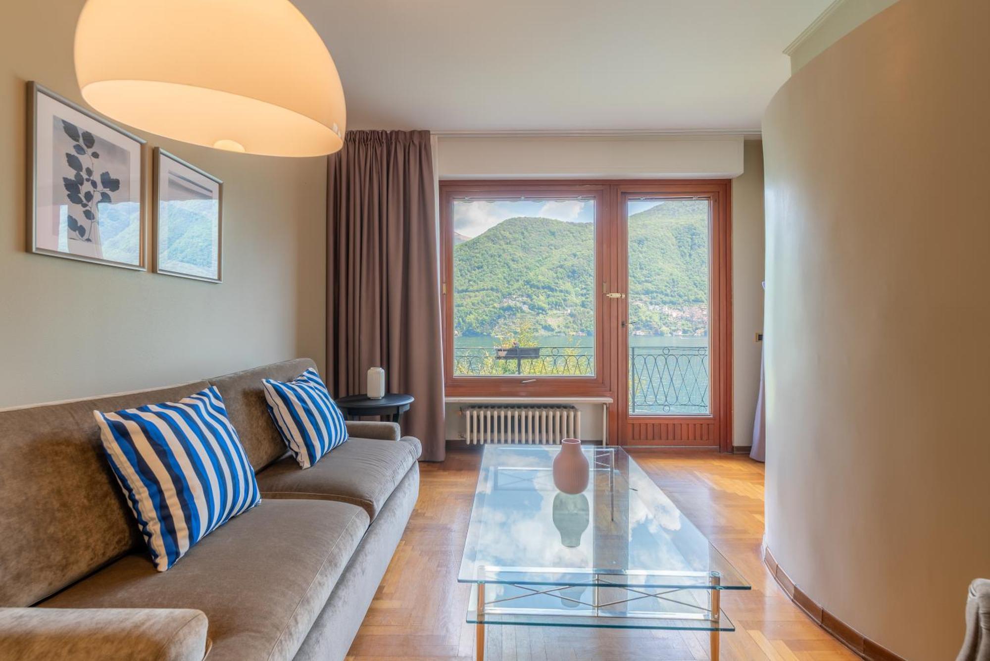 Villa Glicine, By R Collection Apartment Brienno Exteriér fotografie